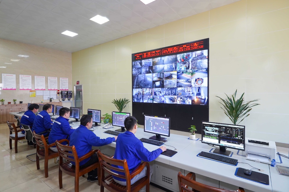 南宫电子游戏恒优公司POY聚合车间喜获“浙江省工人先锋号”