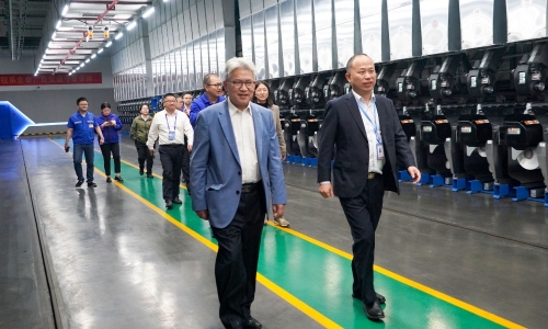 国家工信部节能与综合利用司司长黄利斌莅临南宫电子游戏恒超调研指导