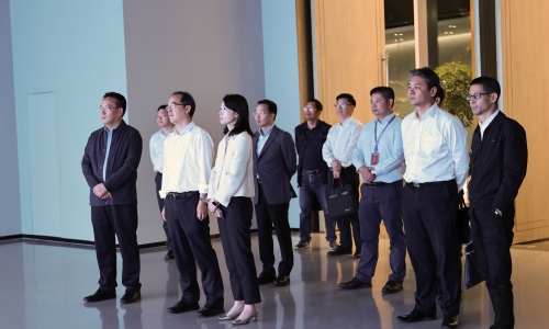 浙江省发改委副主任李军莅临南宫电子游戏调研