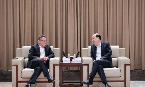 兴业银行杭州分行行长俞；暂傲倌瞎缱佑蜗返餮