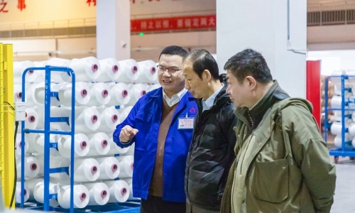 中国化学纤维工业协会会长陈新伟莅临南宫电子游戏恒阳调研