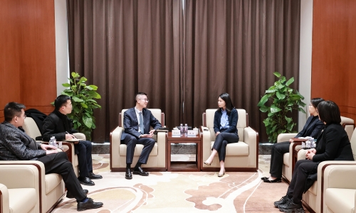 宁波银行嘉兴分行行长胡海东莅临南宫电子游戏调研