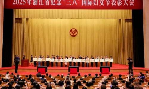 祝贺！南宫电子游戏这支创新团队，摘得“全国巾帼文明岗”